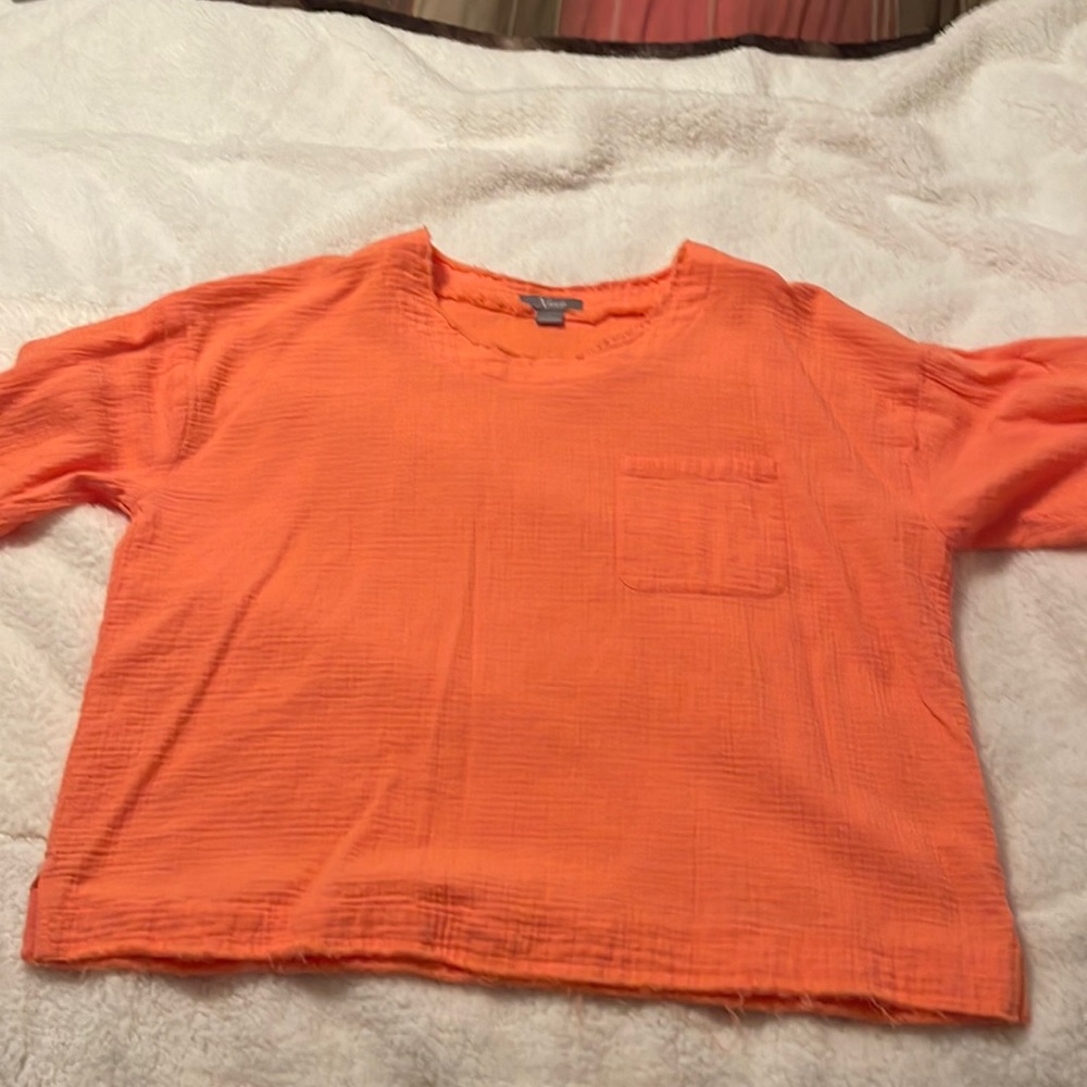 Natural Reflections pocketed top. B111